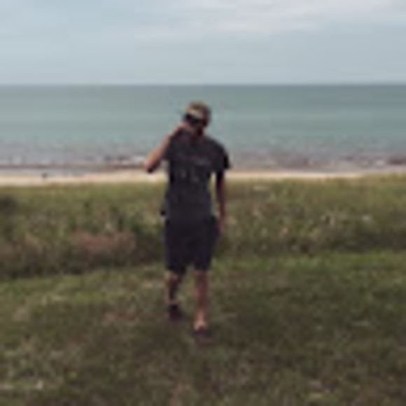 Meet your Posher, Bert - Picture 1 of 1